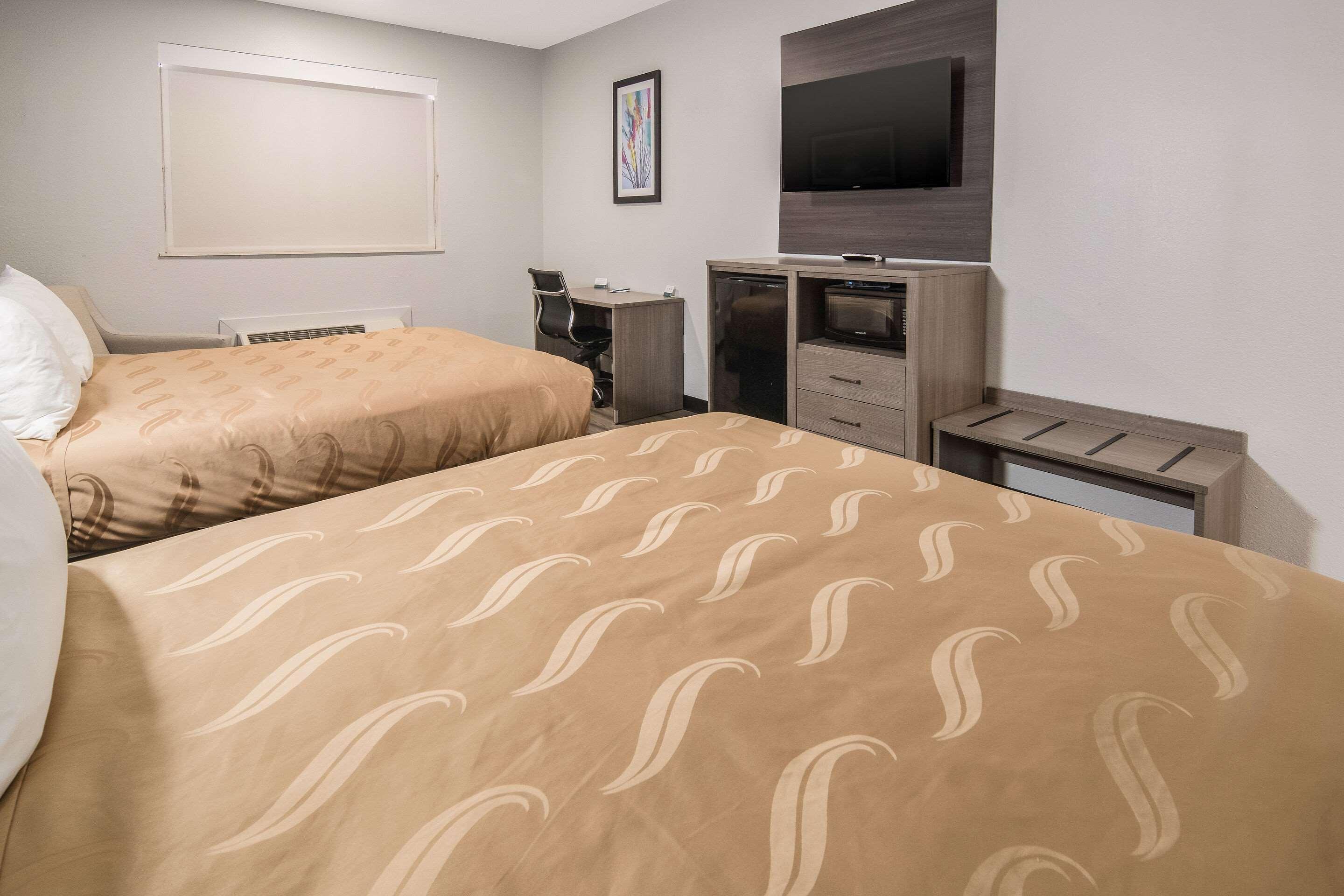 Quality Inn & Suites Fort Worth Buitenkant foto