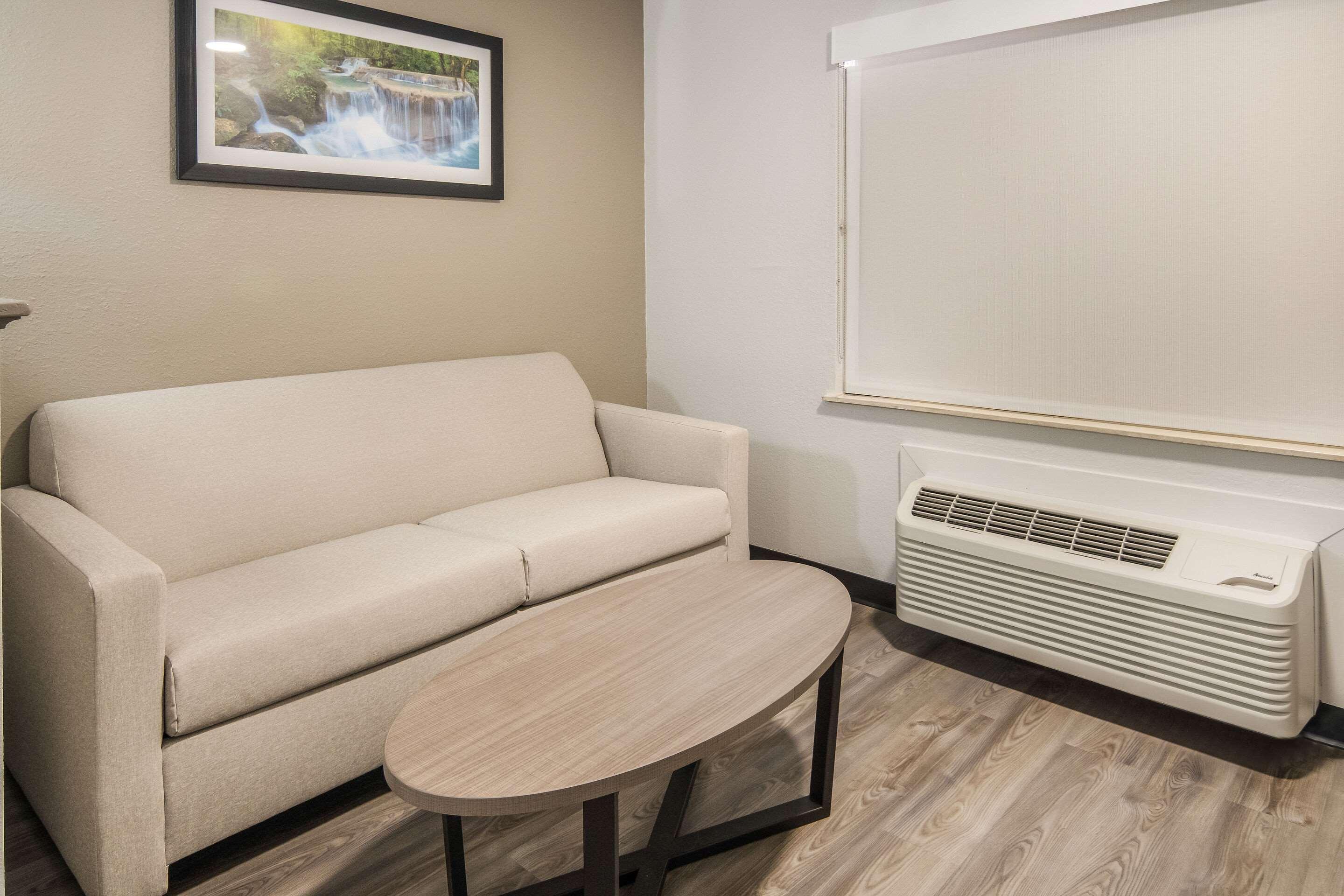 Quality Inn & Suites Fort Worth Buitenkant foto