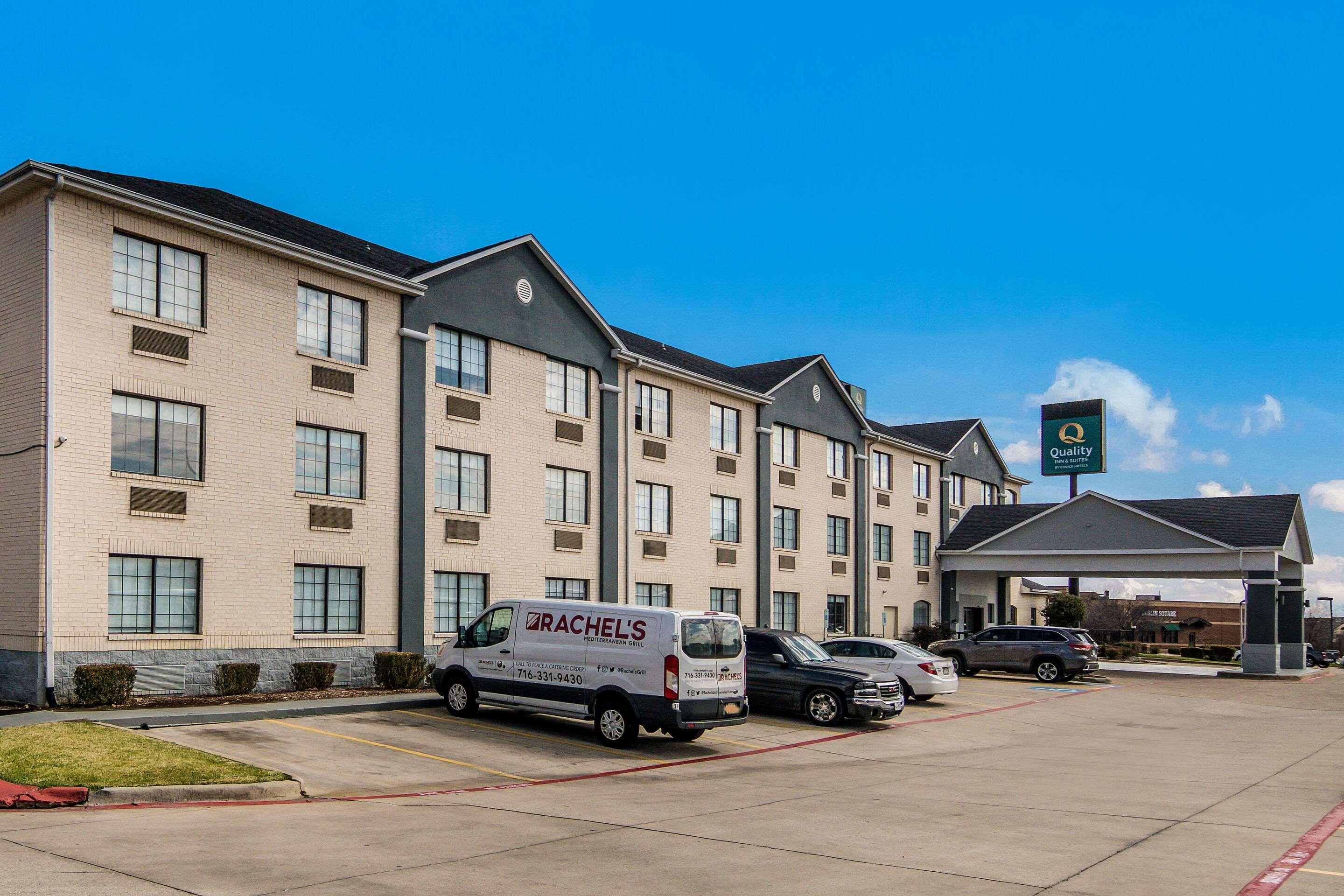 Quality Inn & Suites Fort Worth Buitenkant foto