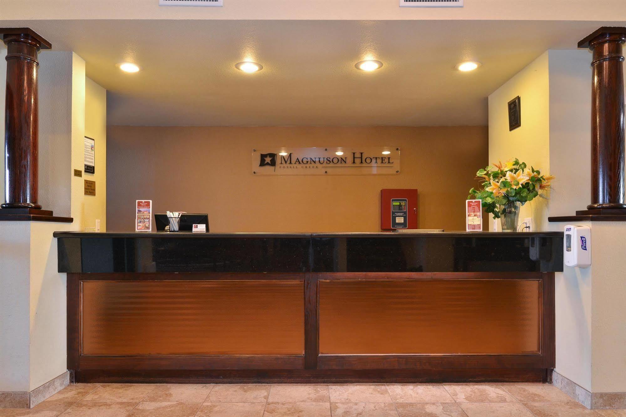 Quality Inn & Suites Fort Worth Buitenkant foto